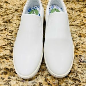 Thousand fell sneakers.